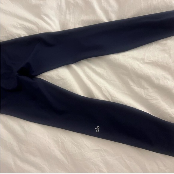 Alo high waisted leggings- 7/8 High-Waist Airlift Legging - Picture 5 of 5